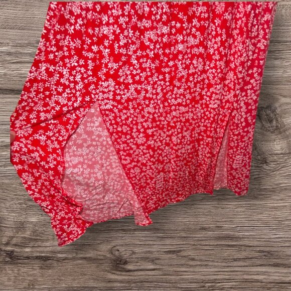 Red Floral Soft Flowy Maxi Dress Adjustable Straps Smocked Bodice Casual Comfort - Picture 3 of 12